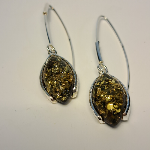 Click to view detail for HW-512 Earrings, Green Pointed Oval, Dangle $113